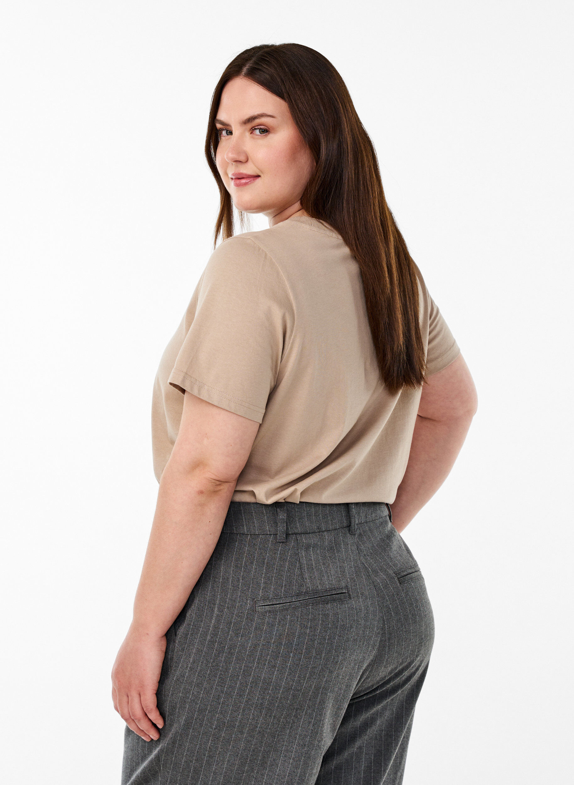 Zizzi Eagle Eye -T-paita, Beige, Model image number 2