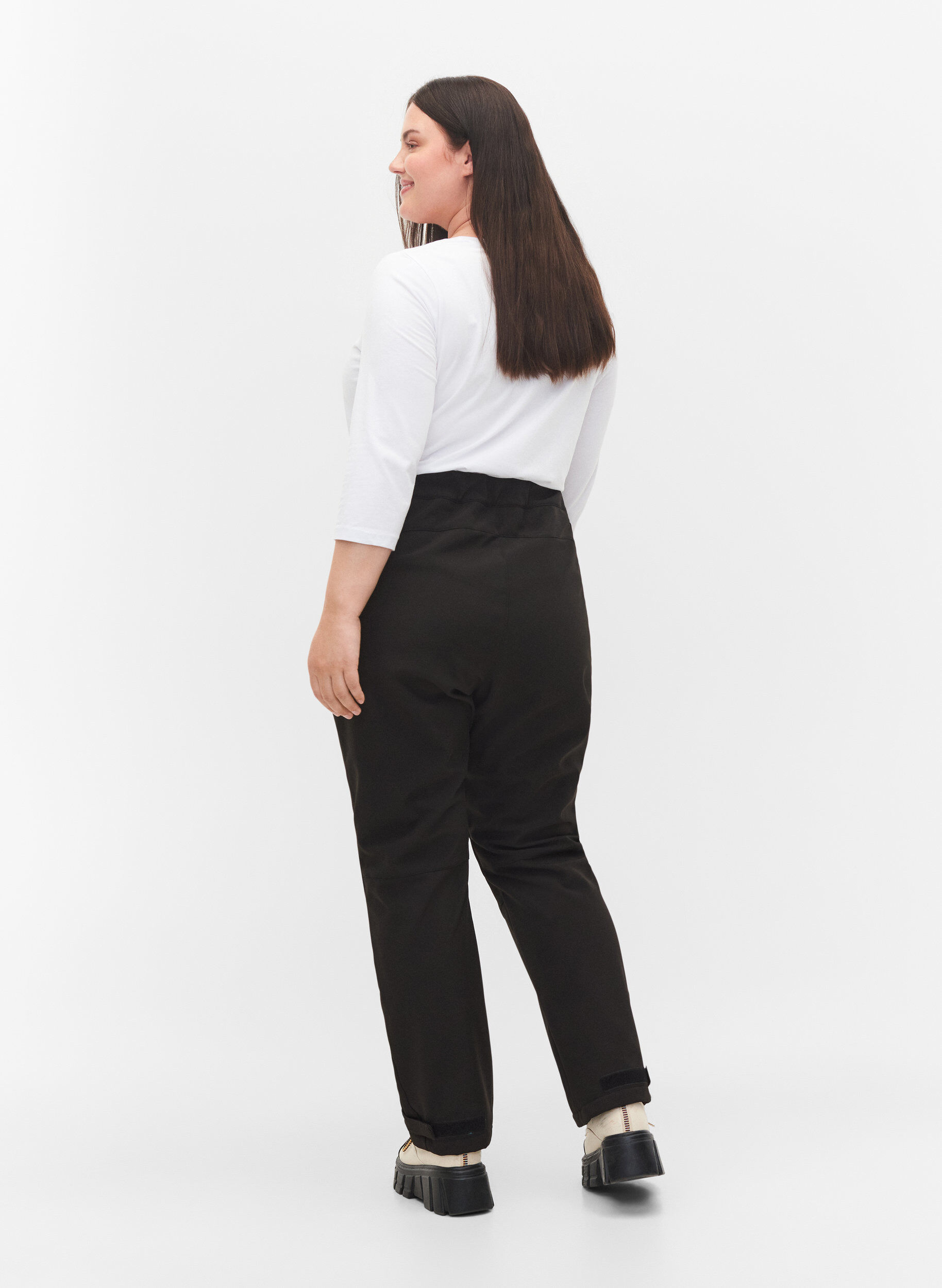 ZizziSoftshell-housut s&auml;&auml;dett&auml;v&auml;ll&auml; tarralla, Musta, Model image number 2