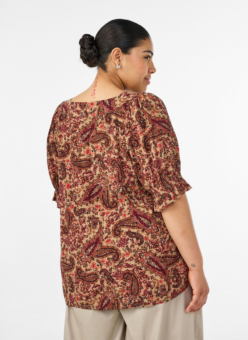 Viskoosipusero paisleykuosilla ja neliskulmaisella p&auml;&auml;ntiell&auml;, Ruskea, Model image number 2