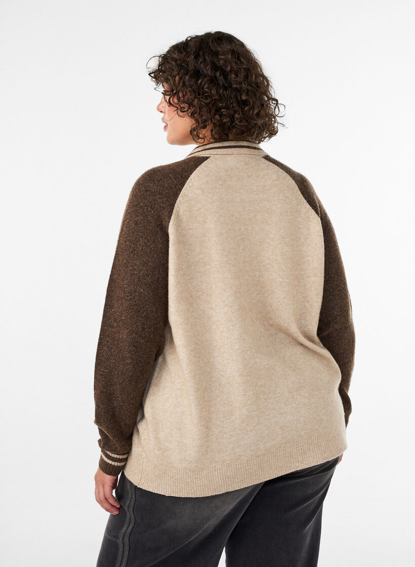 Neuletakki kontrastihihoilla ja kauluksella, Beige, Model image number 2