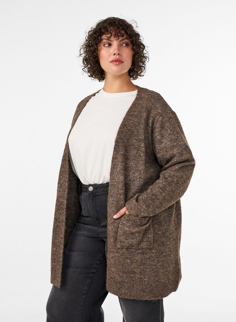 Pitk&auml; neuletakki taskuilla, Ruskea, Model image number 0