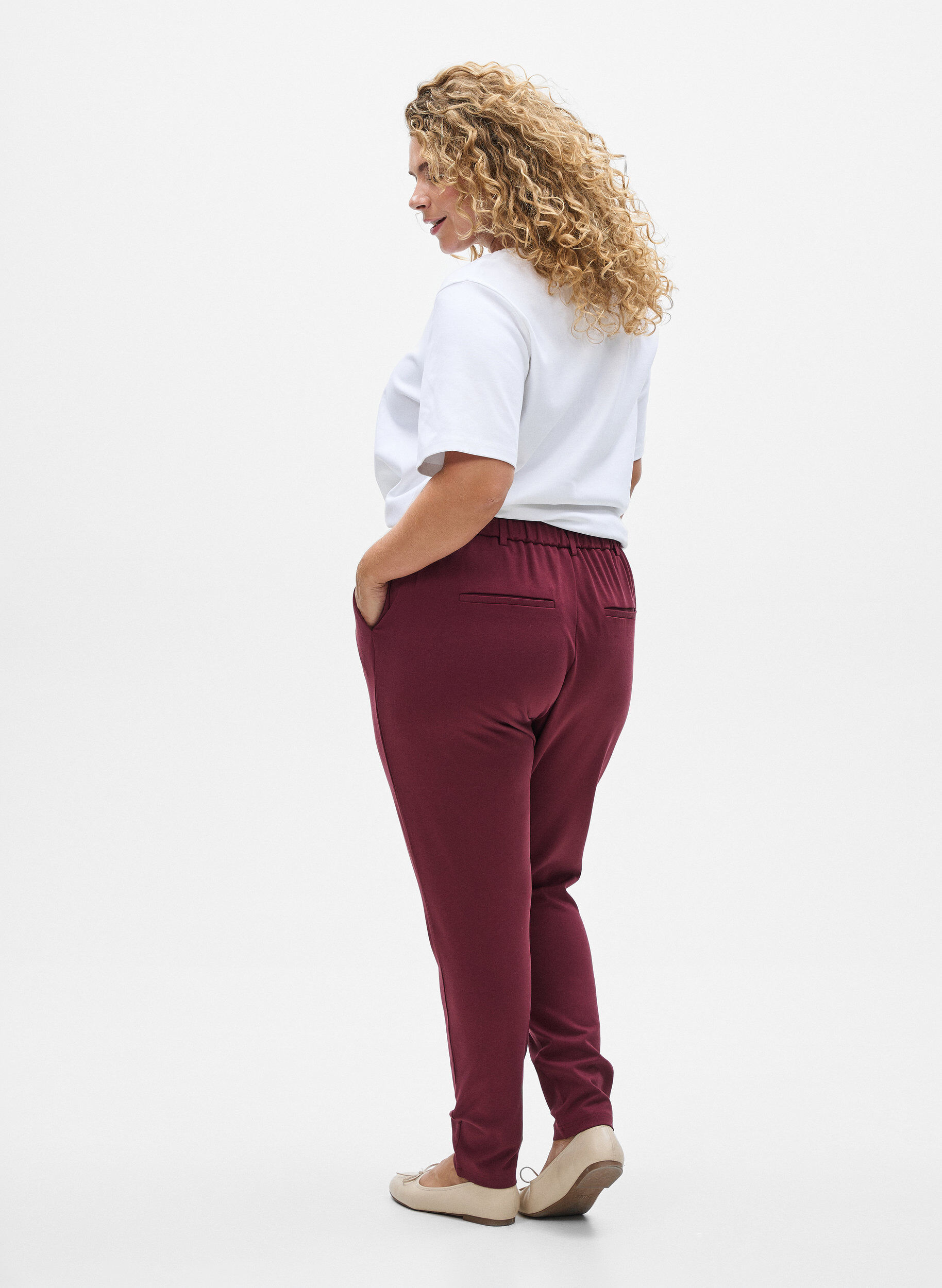 ZizziMaddison-lyhyet housut, Tumma Bordeaux, Model image number 2