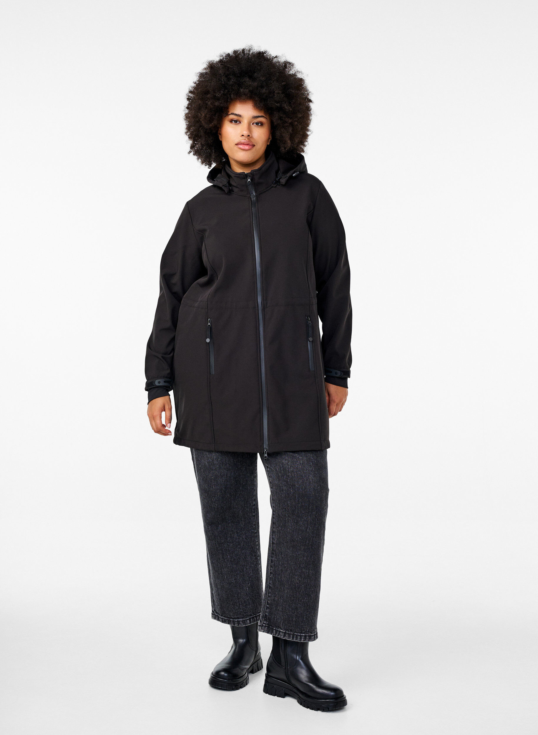 Zizzi Softshell-takki irrotettavalla hupulla, Musta, Model image number 1