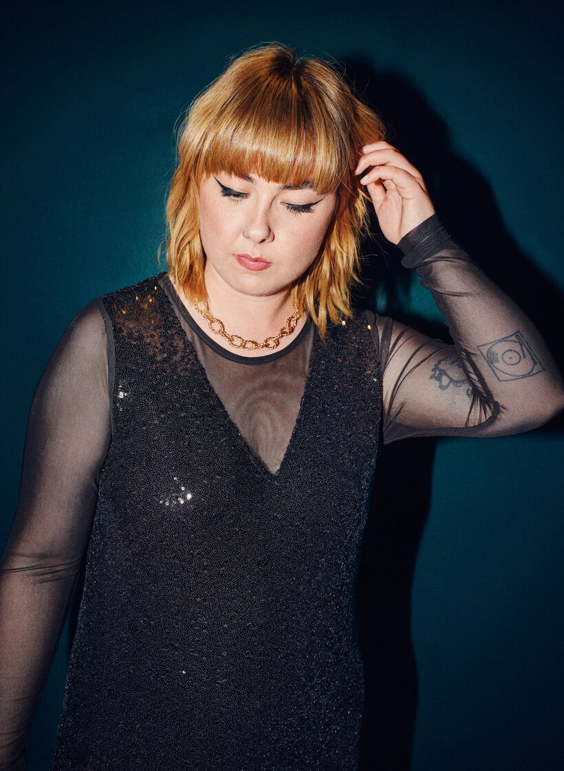 A-linjainen paljettimekko pitkillä hihoilla, Black, Image image number 1