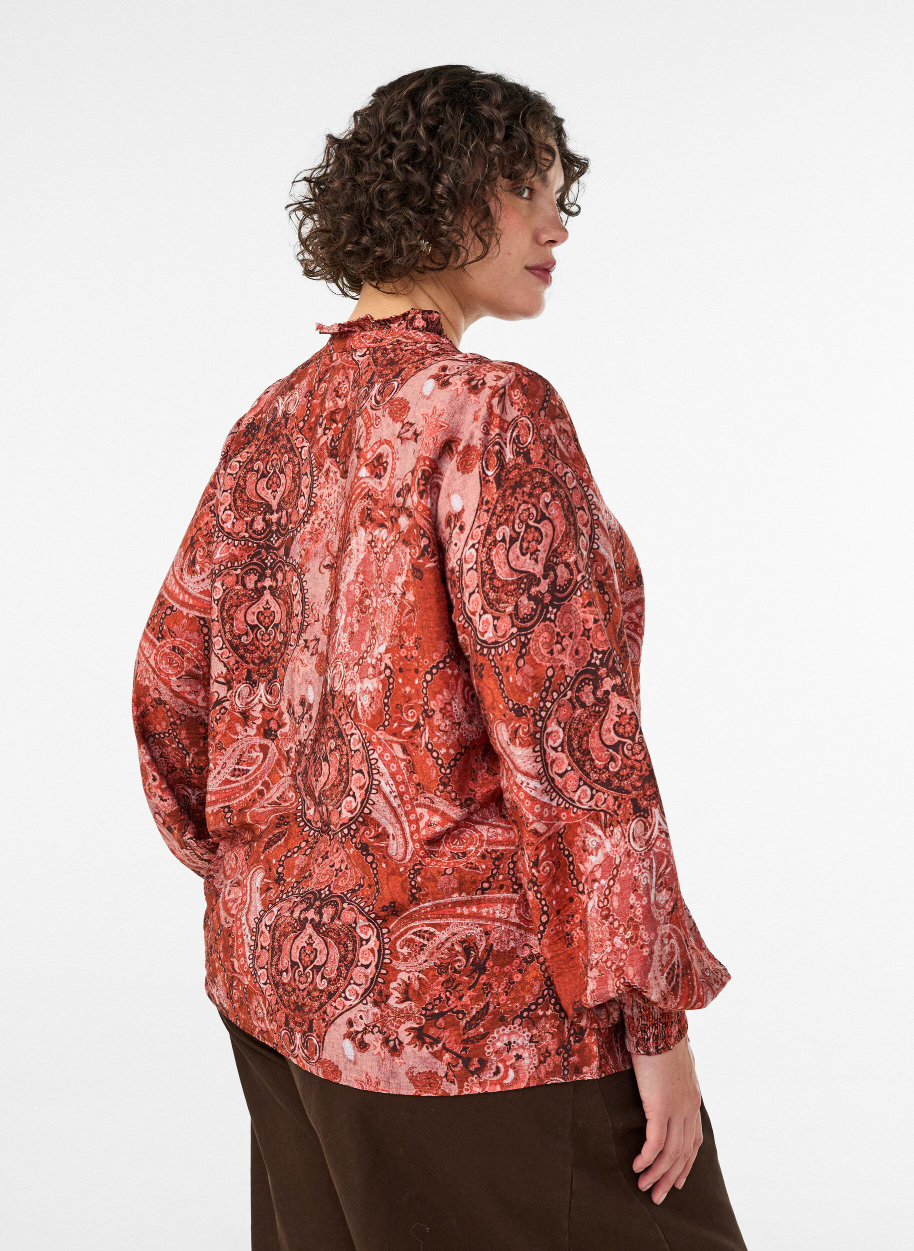 ZizziViskoosipusero paisleykuosilla ja r&ouml;yhel&ouml;ill&auml;, Oranssi, Model image number 2