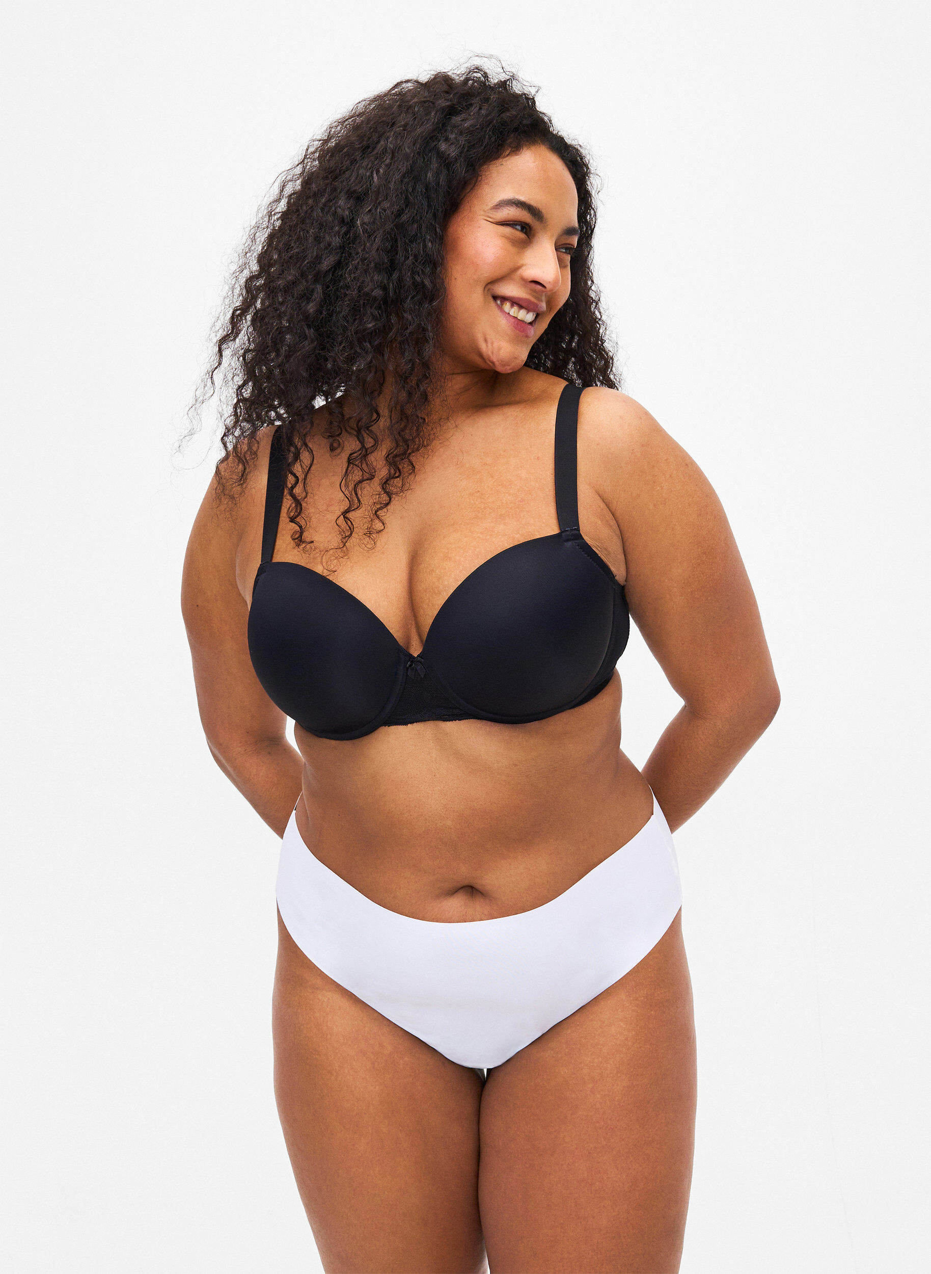 Zizzi 2-pack saumattomia stringej&auml;, Valkoinen, Model image number 0