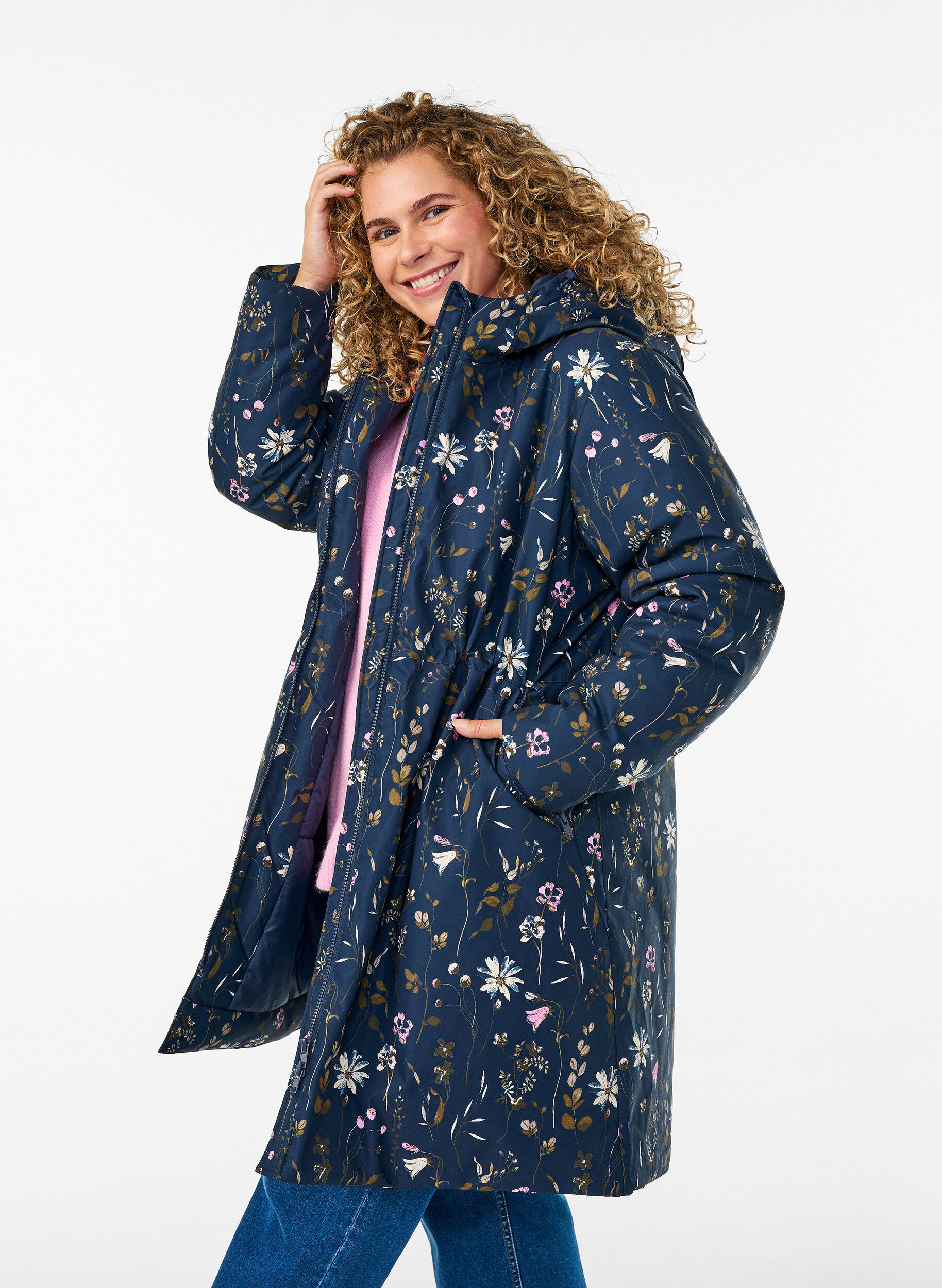 ZizziTopattu talvitakki kukkakuosilla, Sininen, Model image number 0