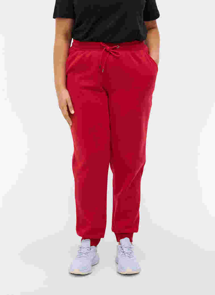 Väljät collegehousut taskuilla , Red, Model image number 2