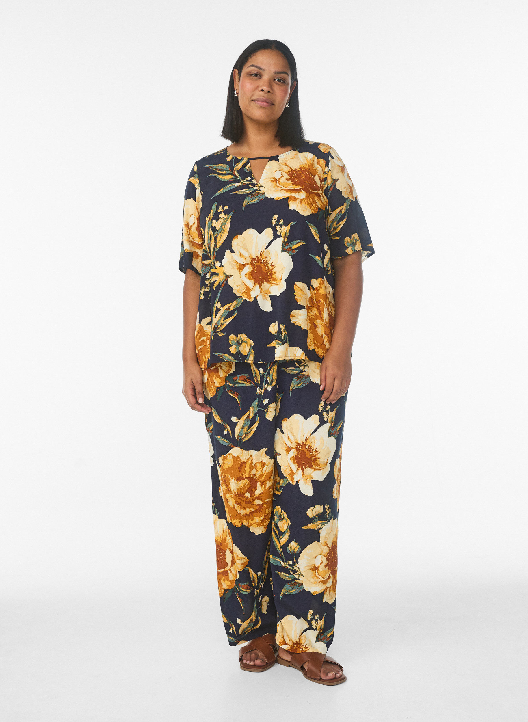 Zizzi Lyhythihainen viskoosipusero printill&auml;, Sininen, Model image number 1