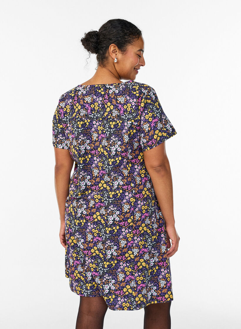 Lyhyt a-linjainen mekko kukkakuviolla, Sininen, Model image number 2