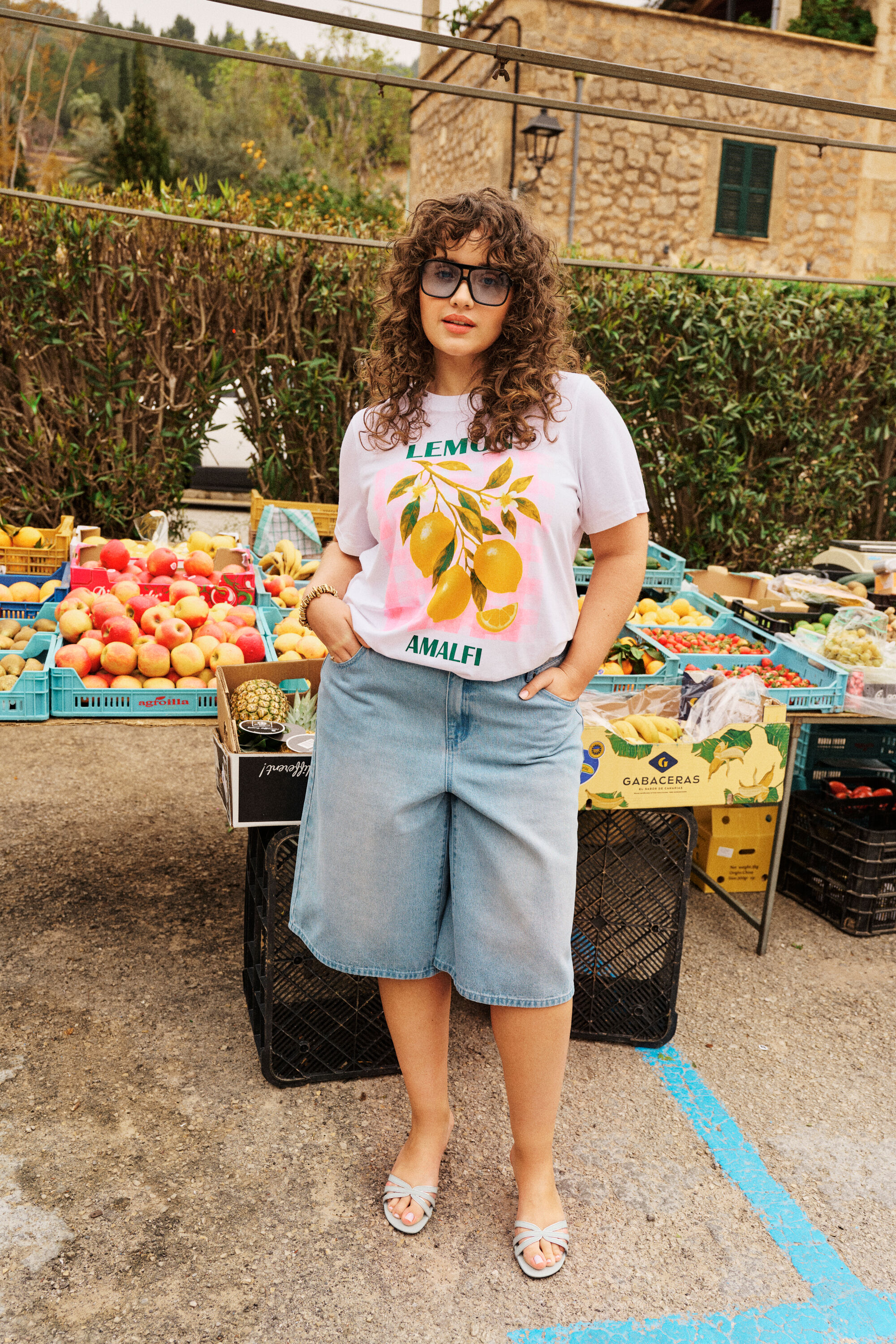 ZizziRaikas v&auml;limerellinen tunnelma denimiss&auml;, , Model