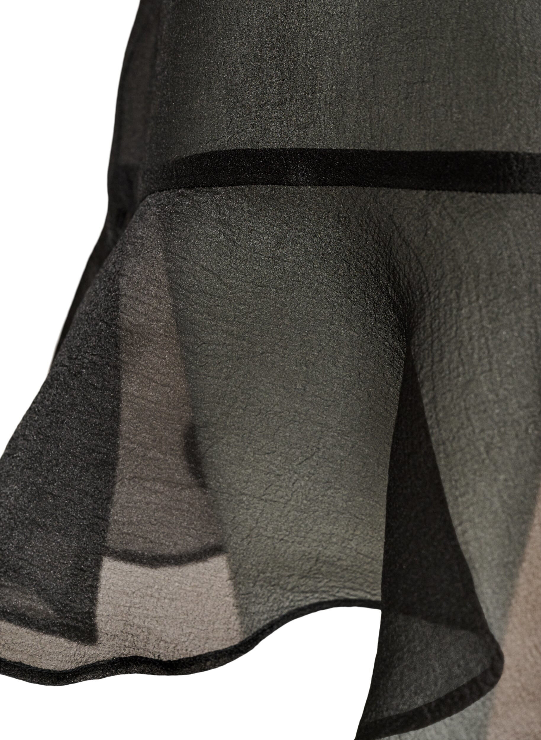 ZizziLyhyt organza-mekko r&ouml;yhel&ouml;helmalla, Musta, Packshot image number 3