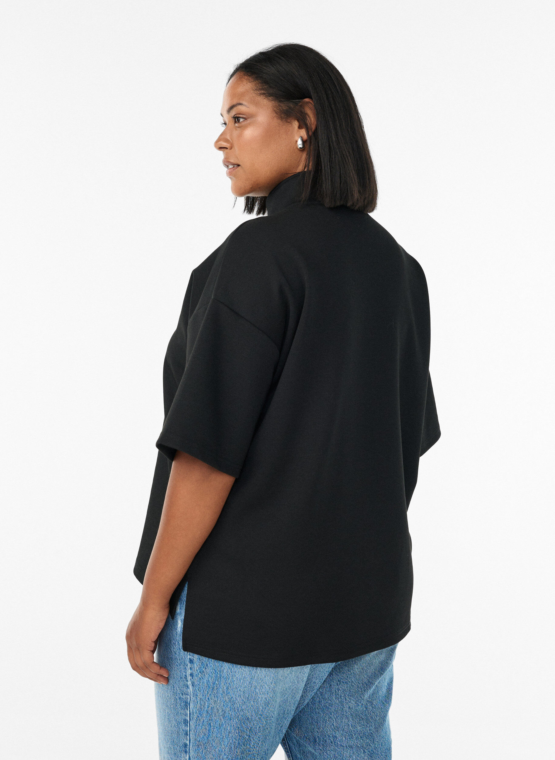 Zizzi Lyhythihainen swetari korkealla kauluksella, Musta, Model image number 2