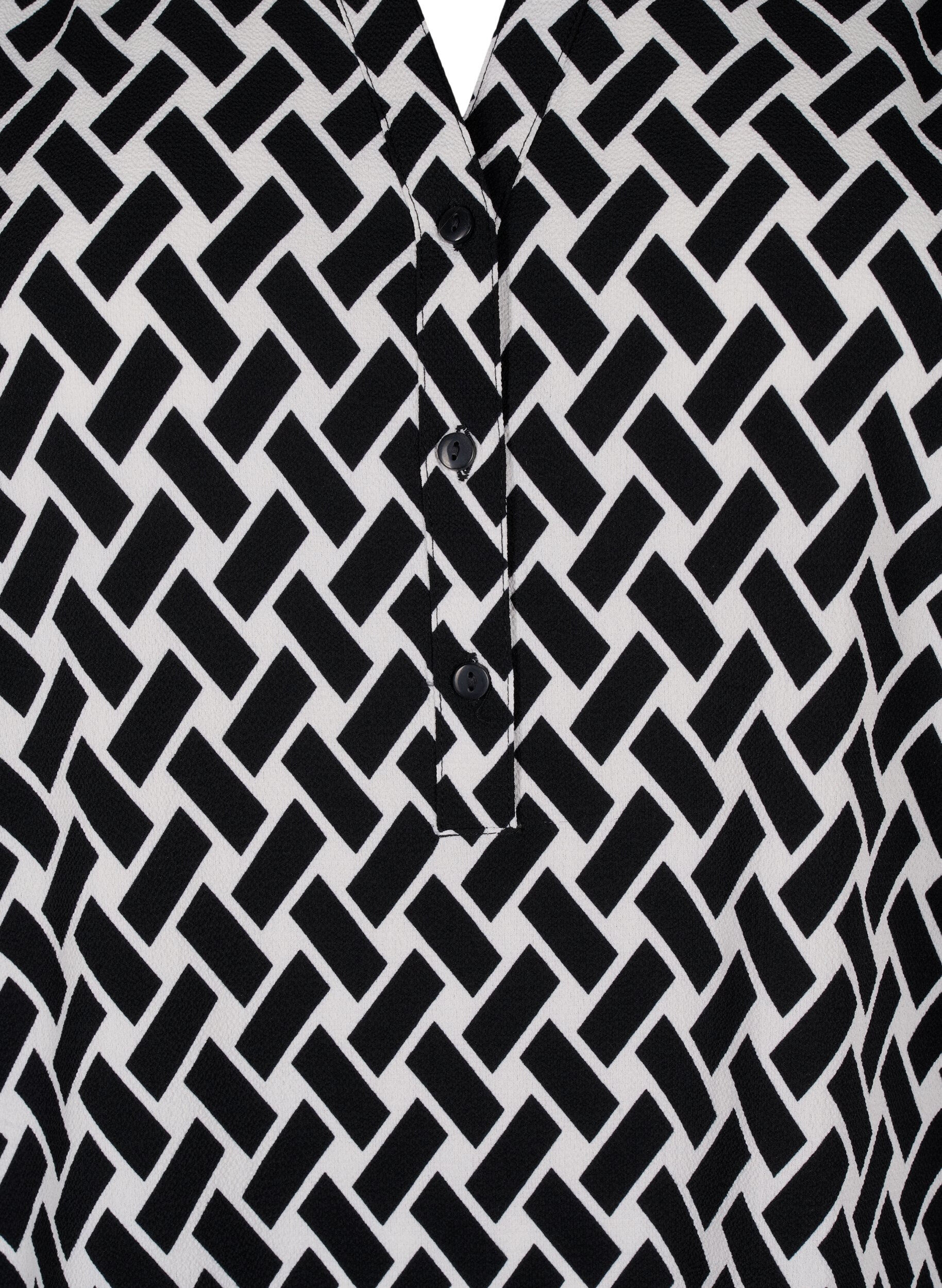 Zizzi Pusero lyhyill&auml; hihoilla ja v-p&auml;&auml;ntiell&auml;, Musta, Packshot image number 2