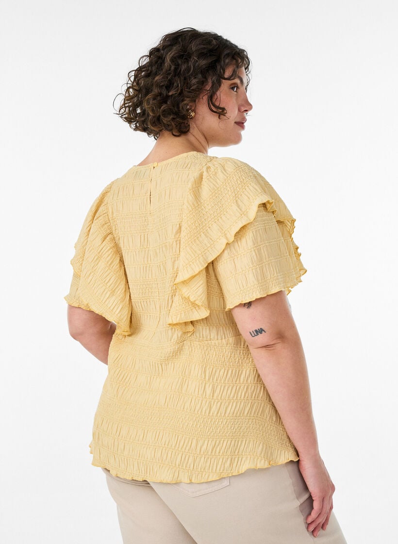 Pusero smock-tekstuurilla ja r&ouml;yhel&ouml;hihoilla, Keltainen, Model image number 2