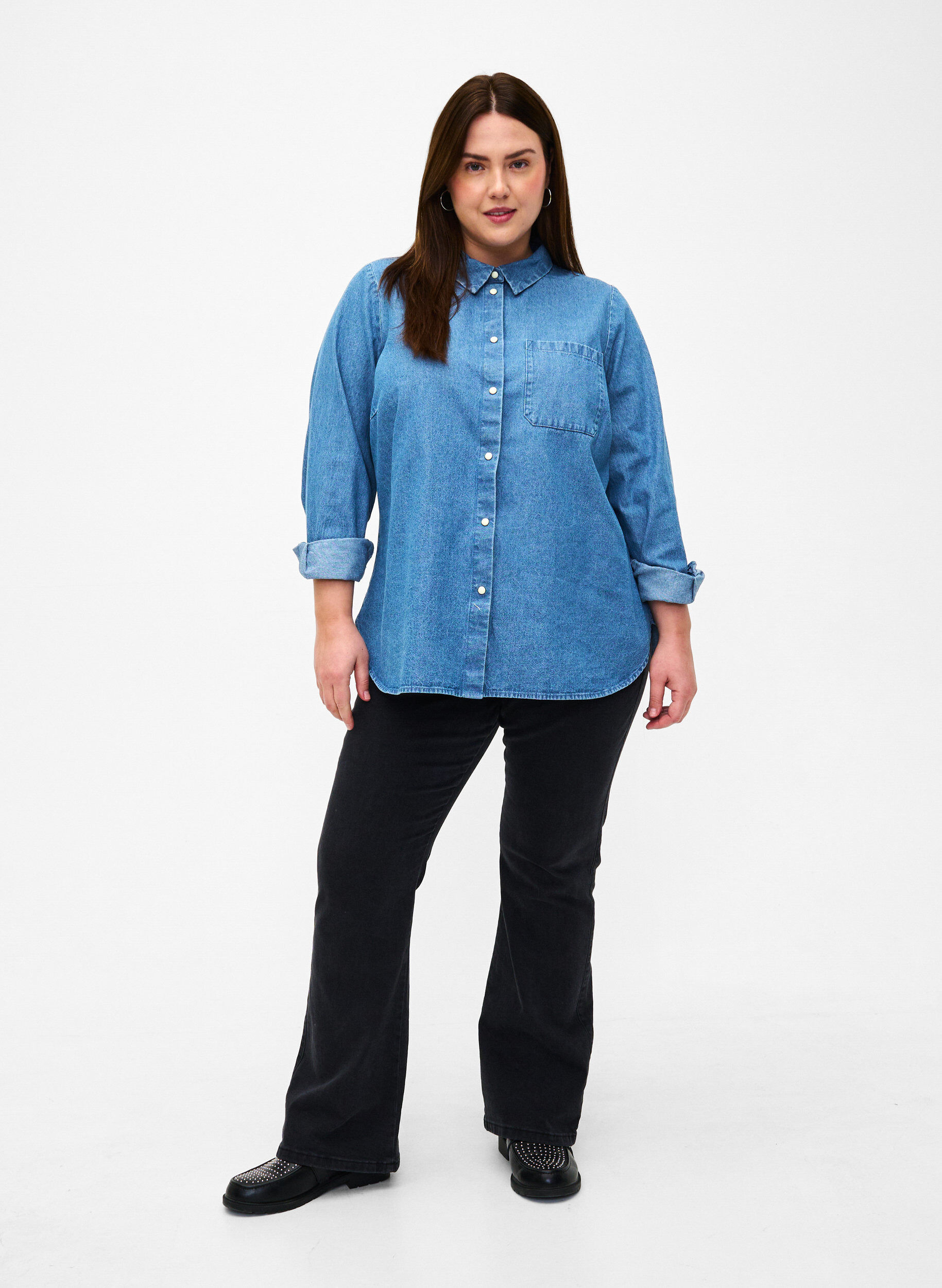 ZizziPitk&auml;hihainen farkkupaita rintataskulla, Light Blue Denim, Model image number 2