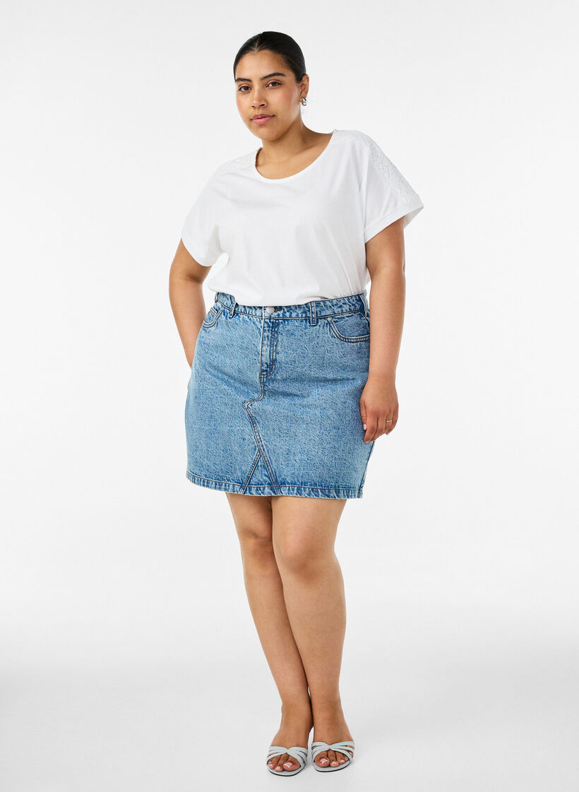 Puuvillainen T-paita virkkausyksityiskohdalla, Valkoinen, Model image number 1