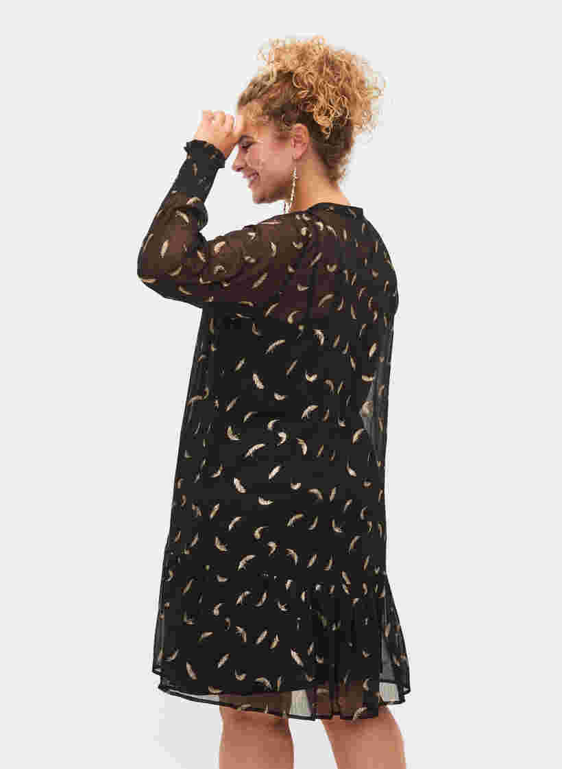 A-mallinen mekko rypytyksellä, Black, Model image number 1