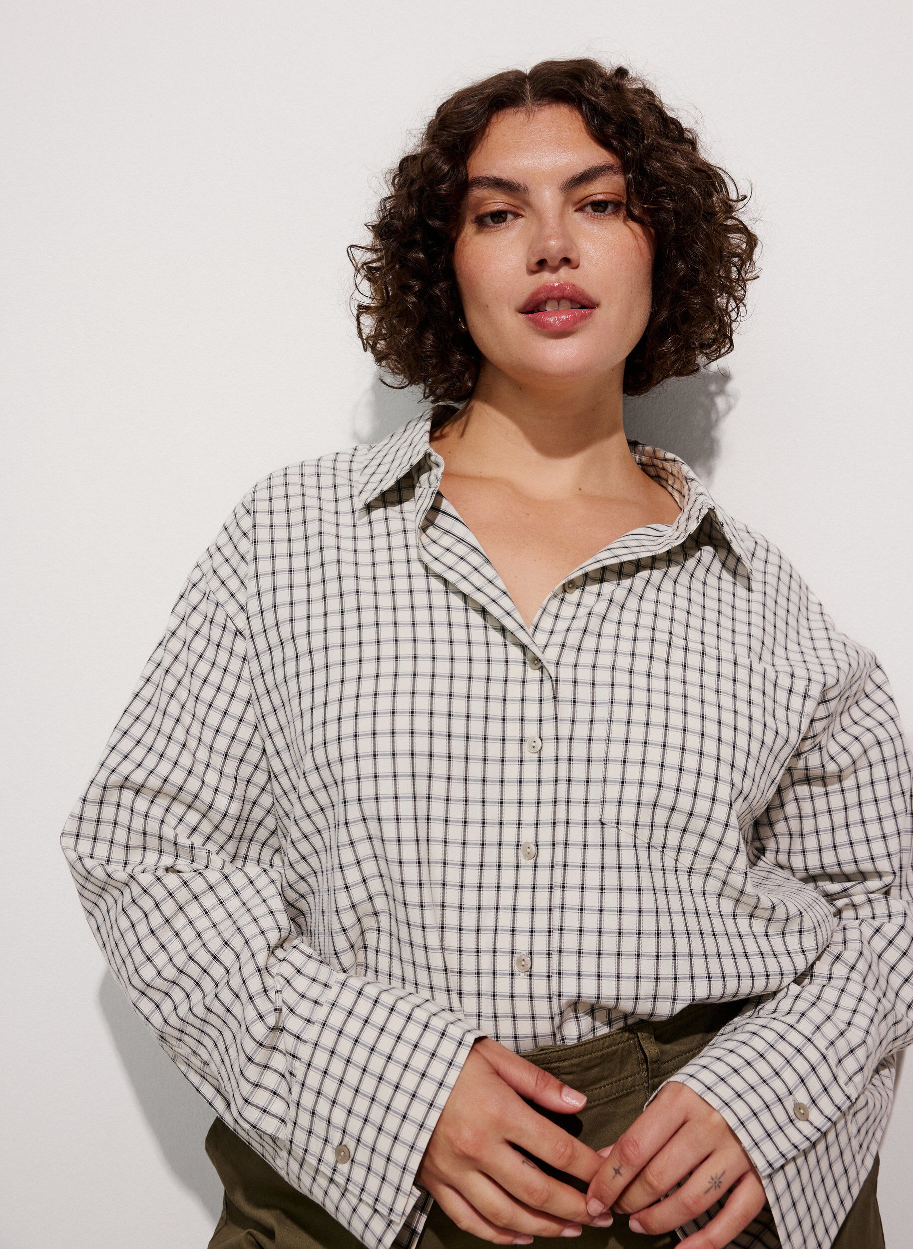 ZizziRuudullinen paita rintataskulla, Valkoinen, Model image number 0