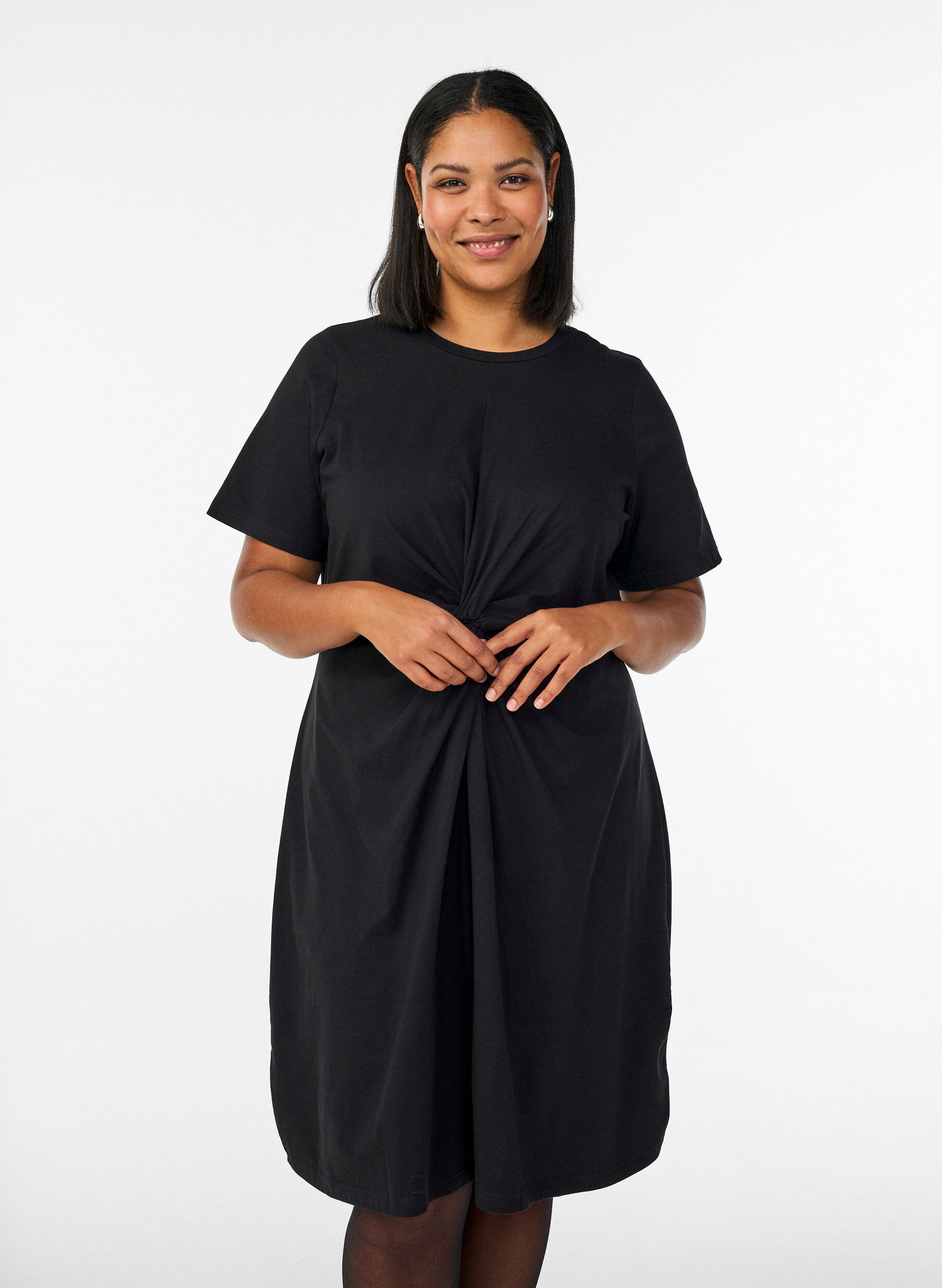 Puuvillamekko kiemurayksityiskohdalla, Musta, Model