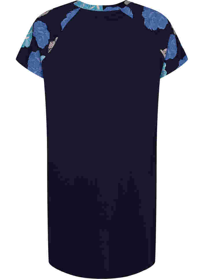 Lyhythihainen puuvillainen yömekko printtiyksityiskohdilla, Blue Flower, Packshot image number 1