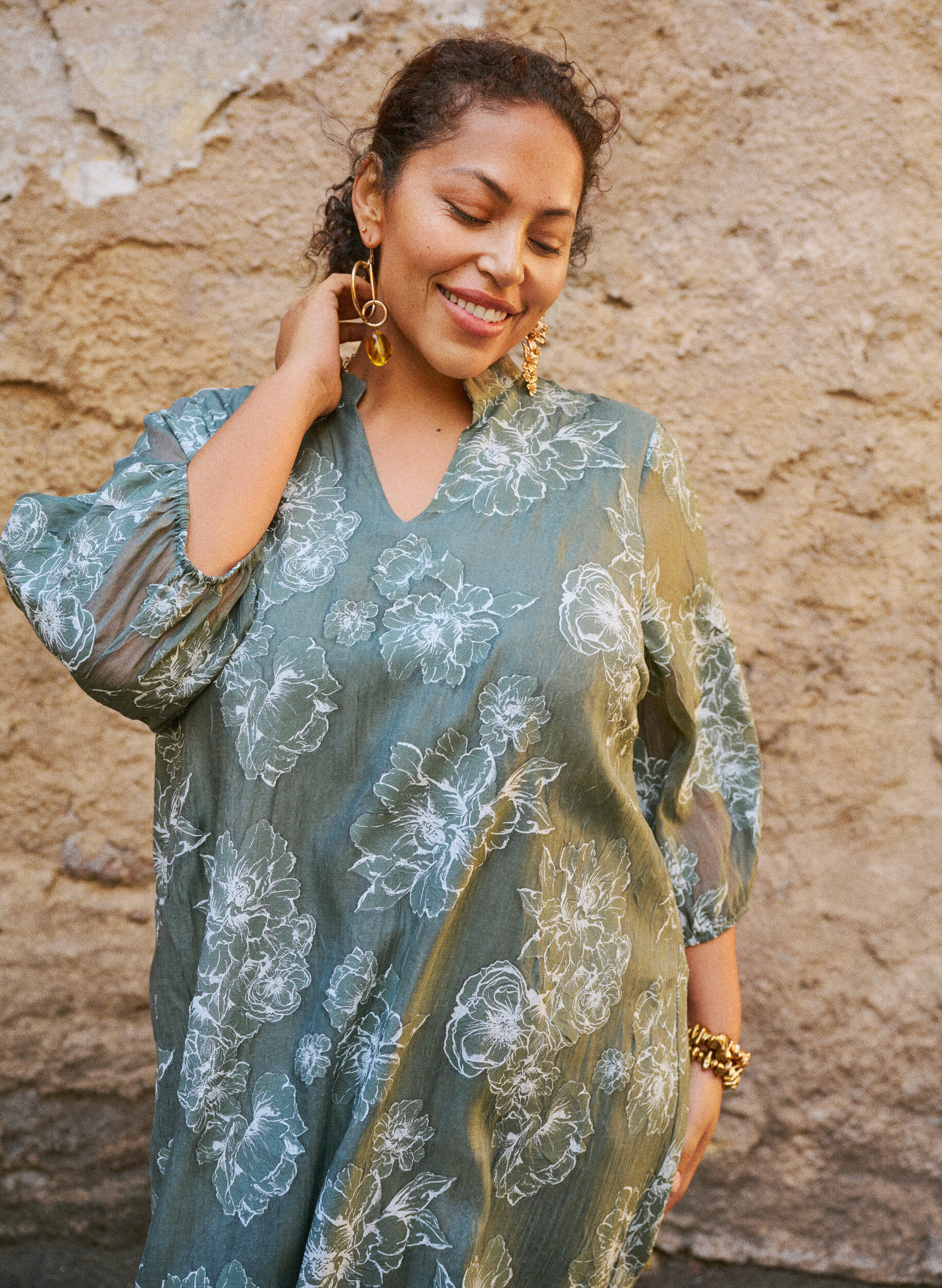 Zizzi Midimekko kukkakuviolla ja l&auml;pikuultavilla 3/4-hihoilla, Vihre&auml;, Image image number 0