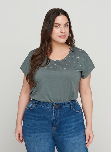 Lyhythihainen t-paita puuvillasta tähtiprintillä, Balsam Green STARS, Model image number 0