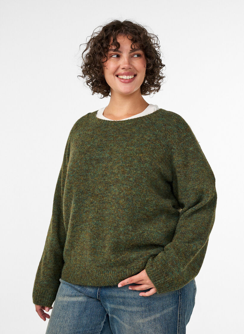 V&auml;lj&auml; neulepusero py&ouml;re&auml;ll&auml; p&auml;&auml;ntiell&auml;, Vihre&auml;, Model image number 0