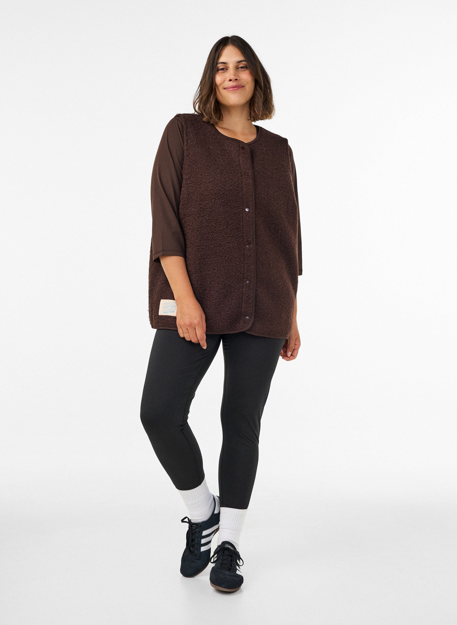 ZizziFleece-liivi neppareilla ja sivutaskuilla, Ruskea, Model image number 1