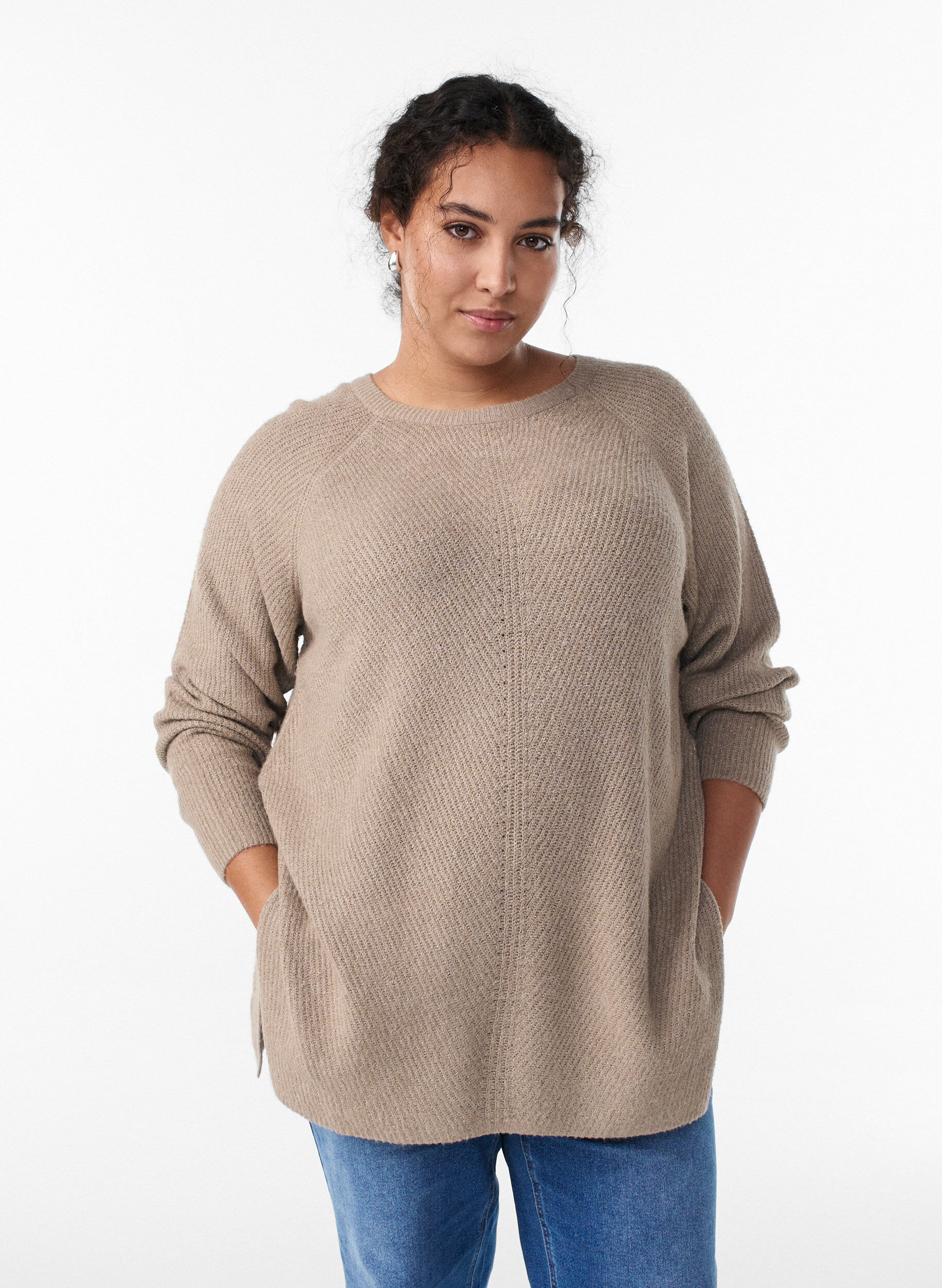 ZizziNeulepusero, jossa on vinoraitakuvio ja raglanhihat, Beige, Model image number 0