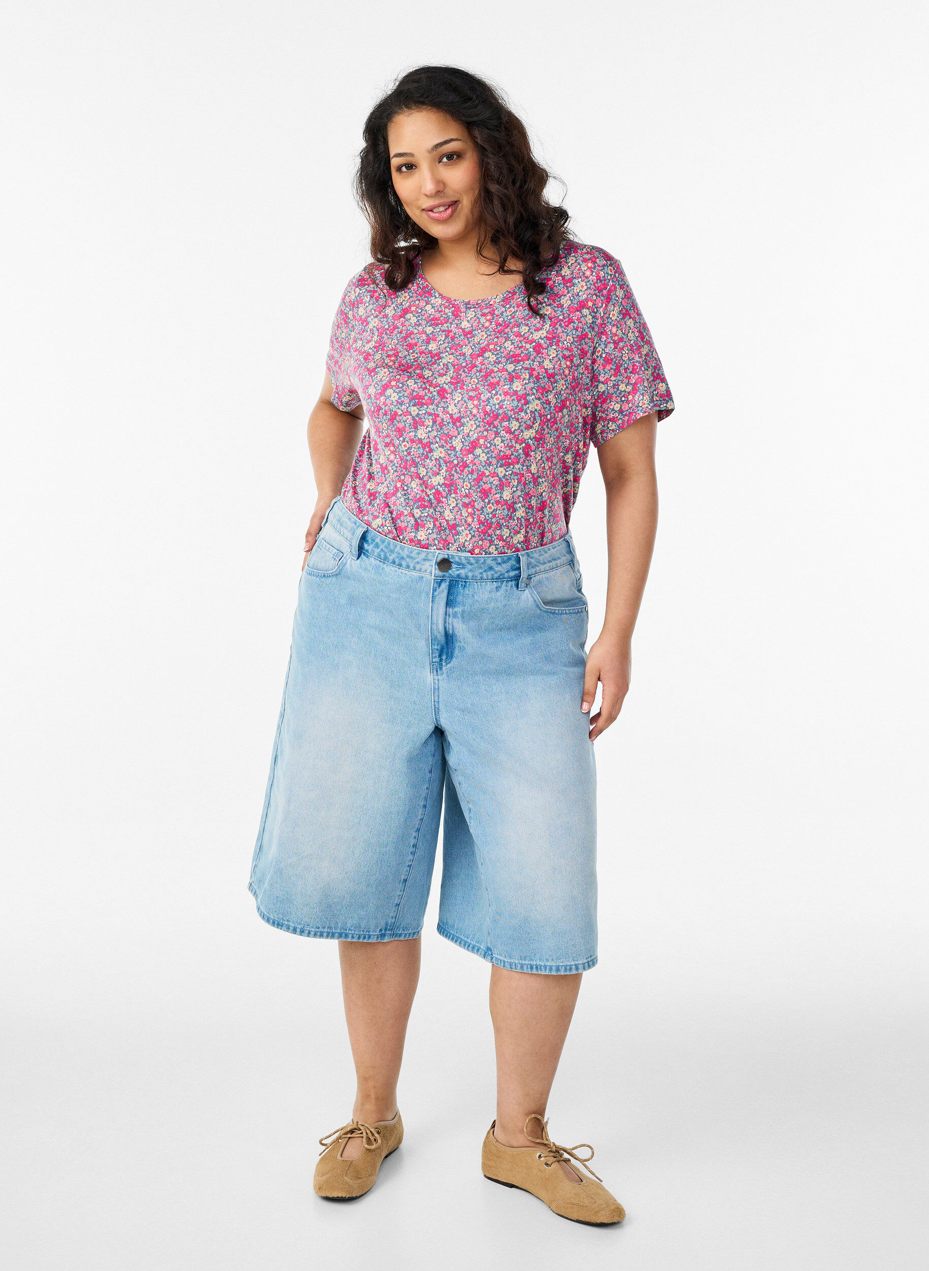 ZizziT-paita kukkakuviolla, Vaaleanpunainen, Model image number 1