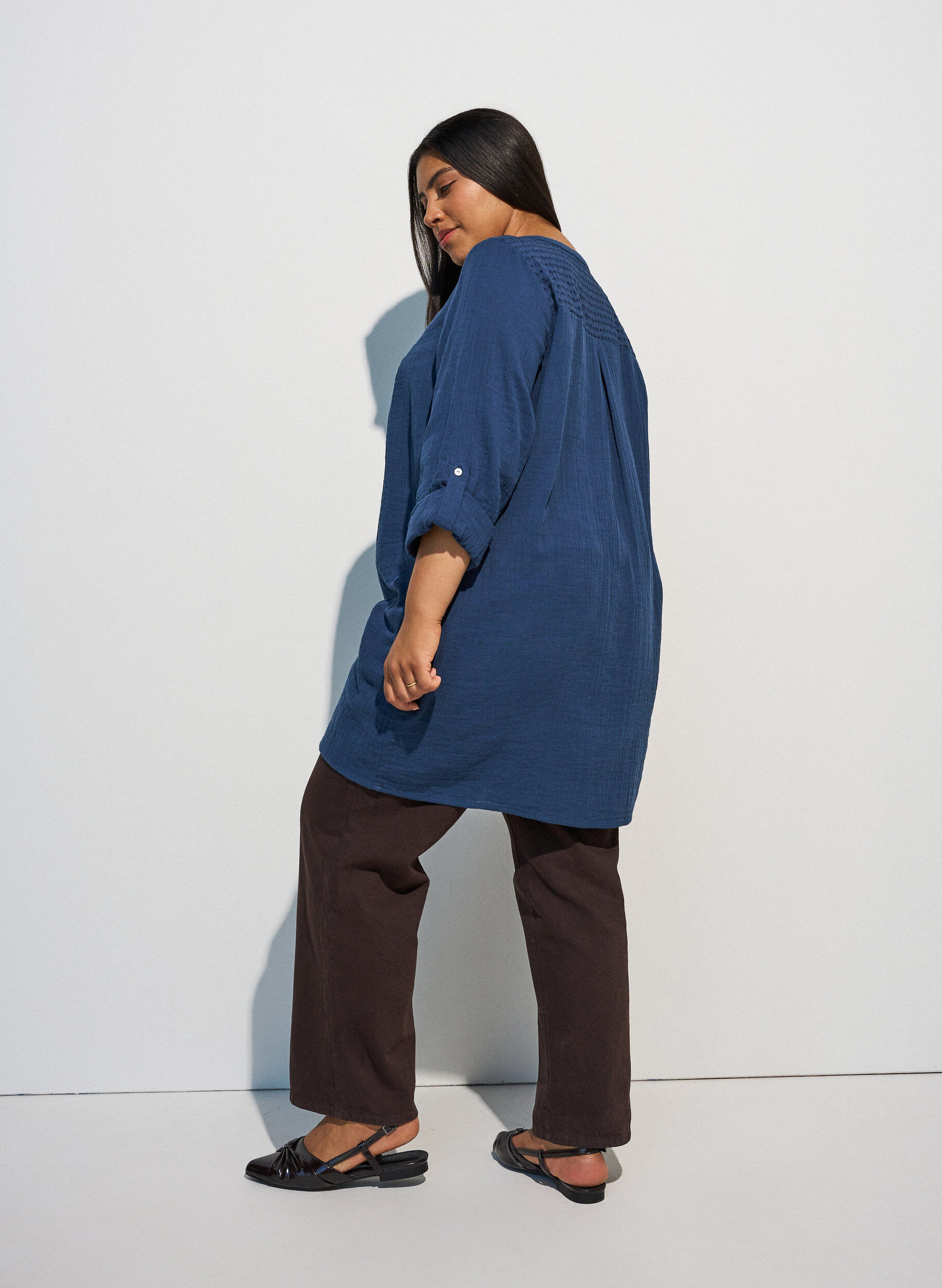 ZizziPuuvillamusliinitunika brodeeratulla pitsill&auml;, Sininen, Model image number 2