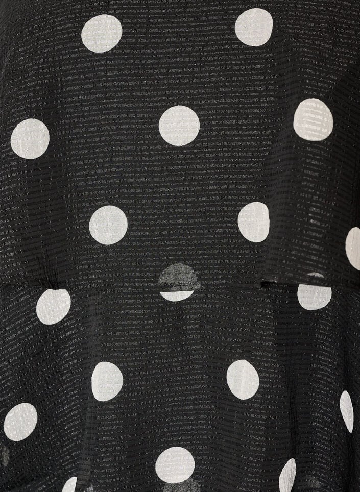 Kerrostettu toppi r&ouml;yhel&ouml;ill&auml; ja spagettiolkaimilla, Musta, Packshot