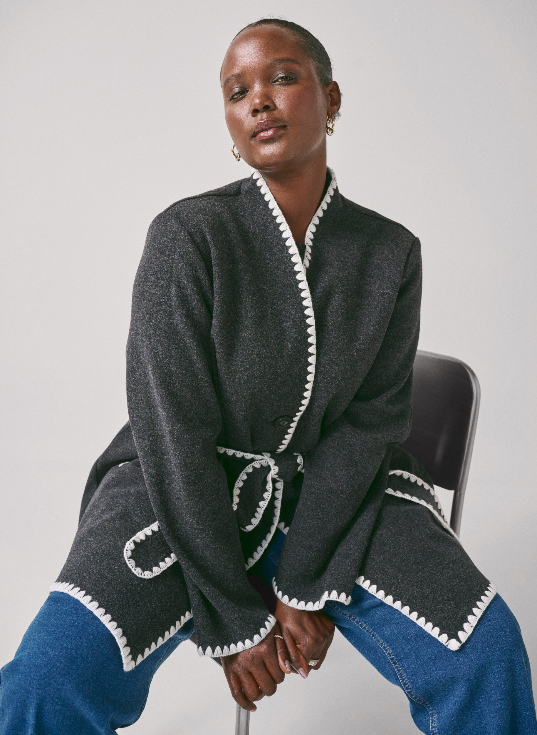 Zizzi Takki, jossa on kontrastiv&auml;riset reunat, Dark Grey Melange, Image image number 0