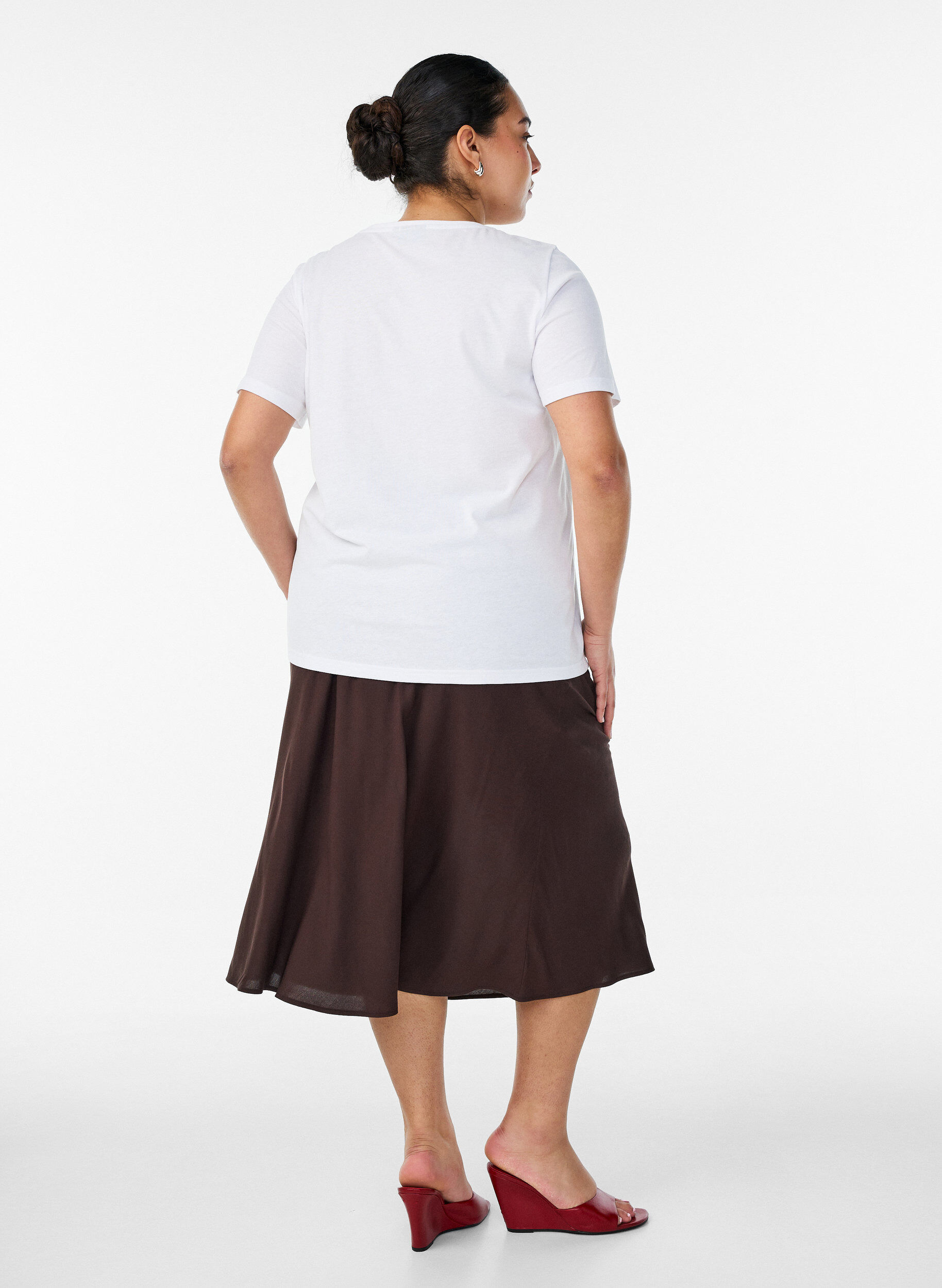 ZizziViscoosihame joustavalla vy&ouml;t&auml;r&ouml;ll&auml;, Ruskea, Model image number 1