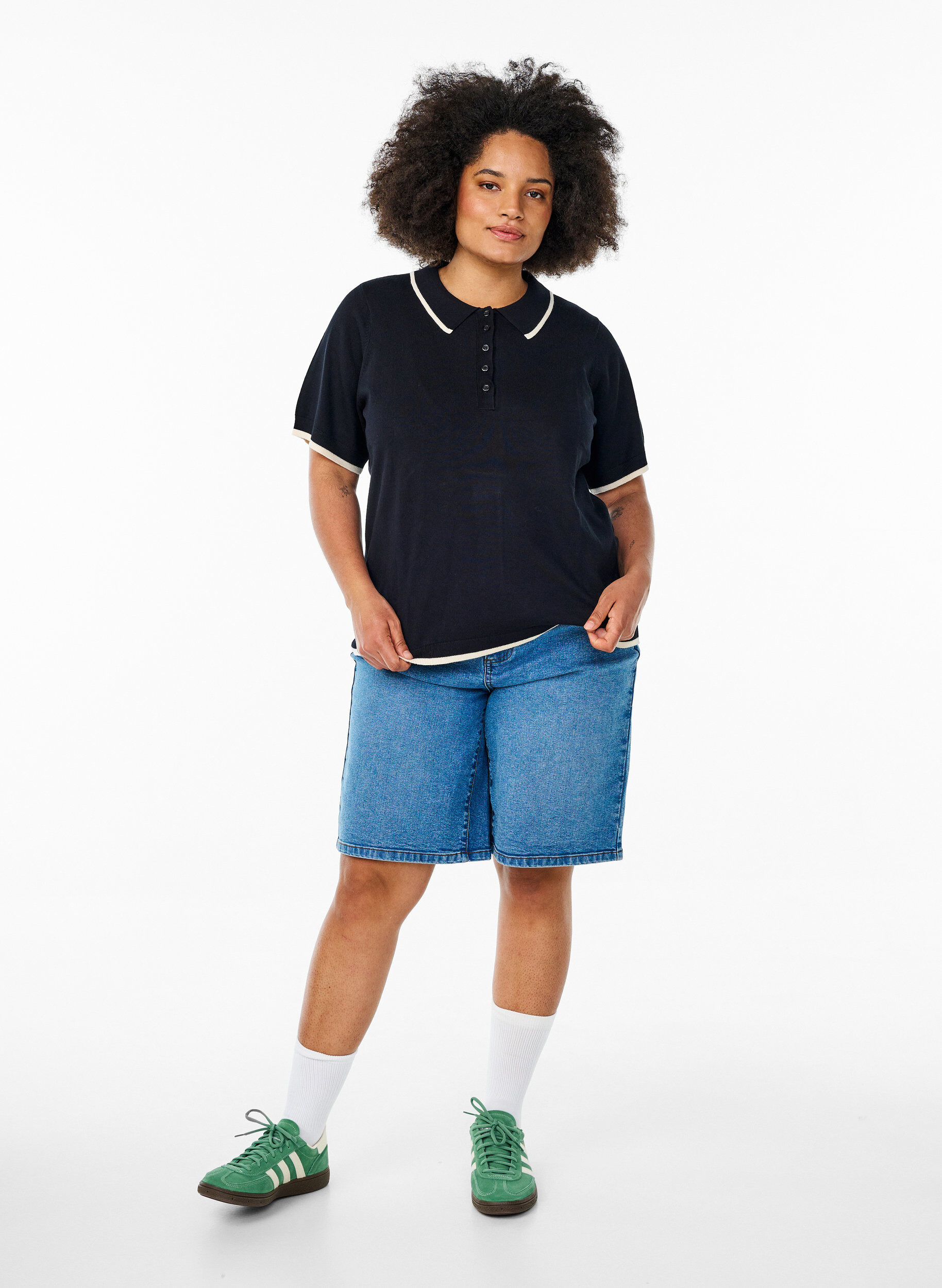 Zizzi Hienoneulottu poolopaita kontrastisella reunuksella, Musta, Model image number 1