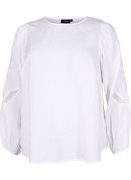 Tencel ™ -modaalista valmistettu pusero kirjotuilla yksityiskohdilla., Bright White