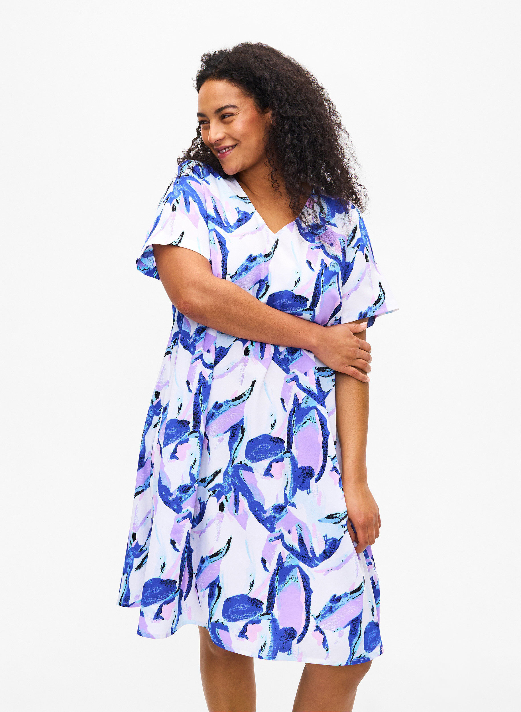 Zizzi FLASH &ndash; V-p&auml;&auml;ntiemekko printill&auml;, Snow White Flower, Model image number 0