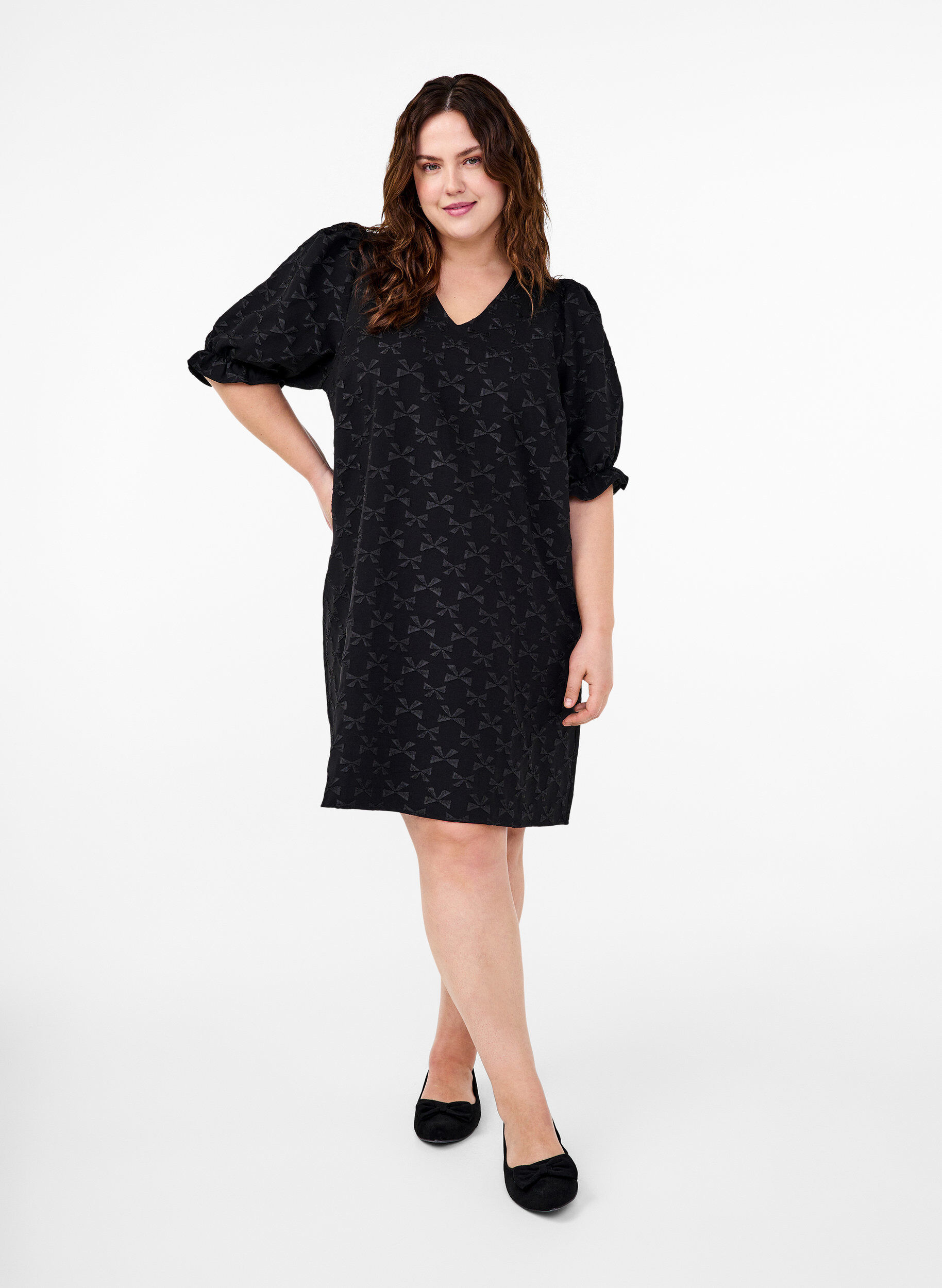 Zizzi lyhyt jakardimekko ruseteilla, Black W. Bow, Model image number 2