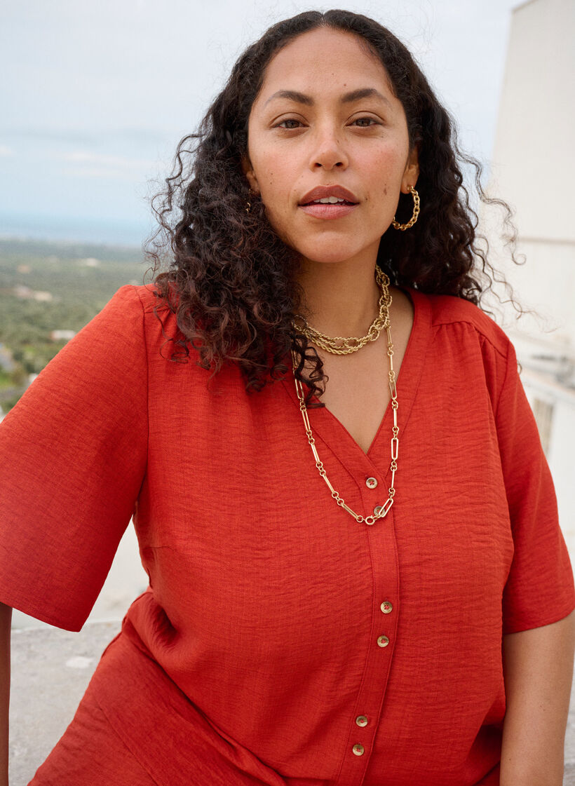 Lyhythihainen paitapusero v-p&auml;&auml;ntiell&auml;, Punainen, Image image number 0