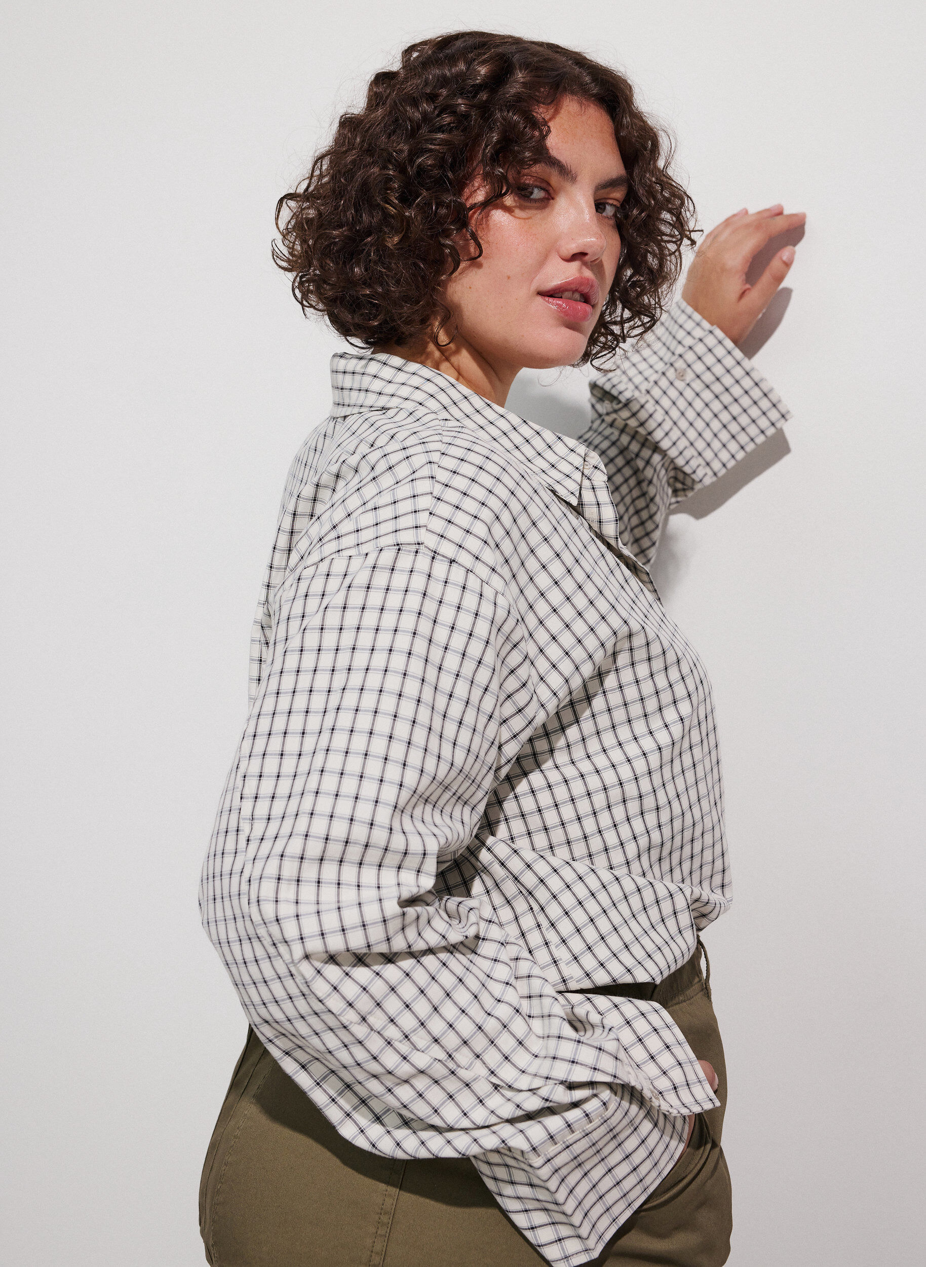 ZizziRuudullinen paita rintataskulla, Valkoinen, Model image number 3