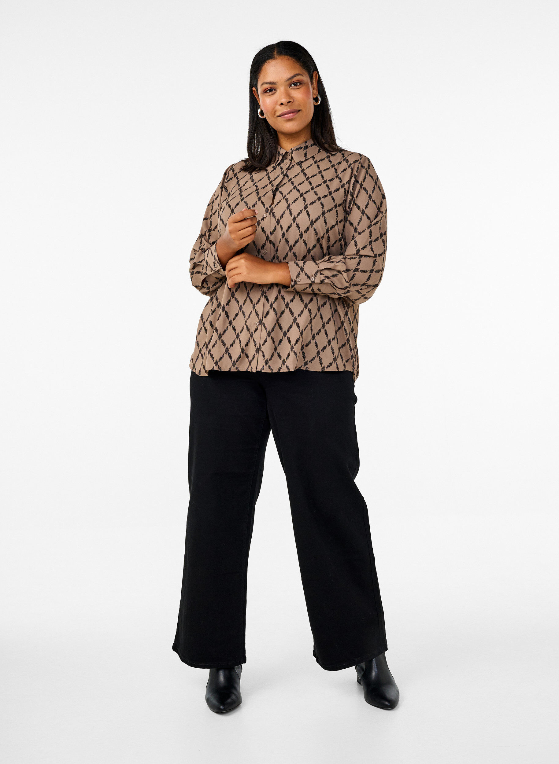 Zizzi Kuvioitu pitk&auml;hihainen paita, Grafic AOP, Model image number 3