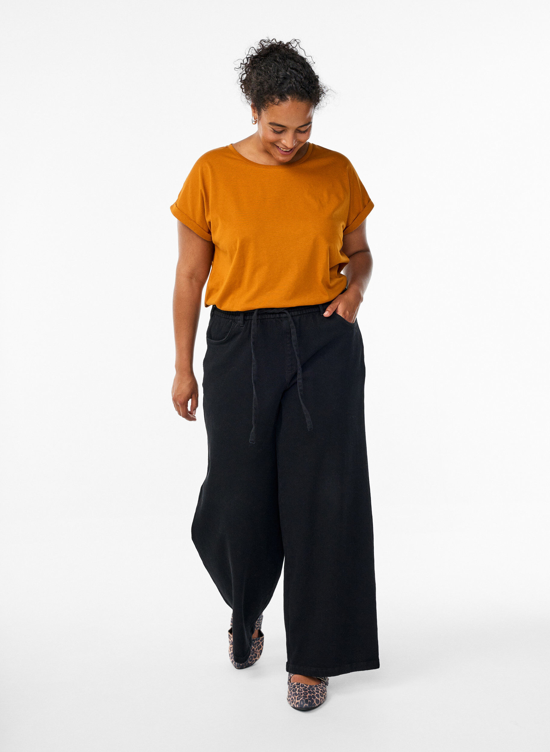 Zizzi Lyhythihainen puuvillasekoitteinen T-paita, Oranssi, Model image number 1