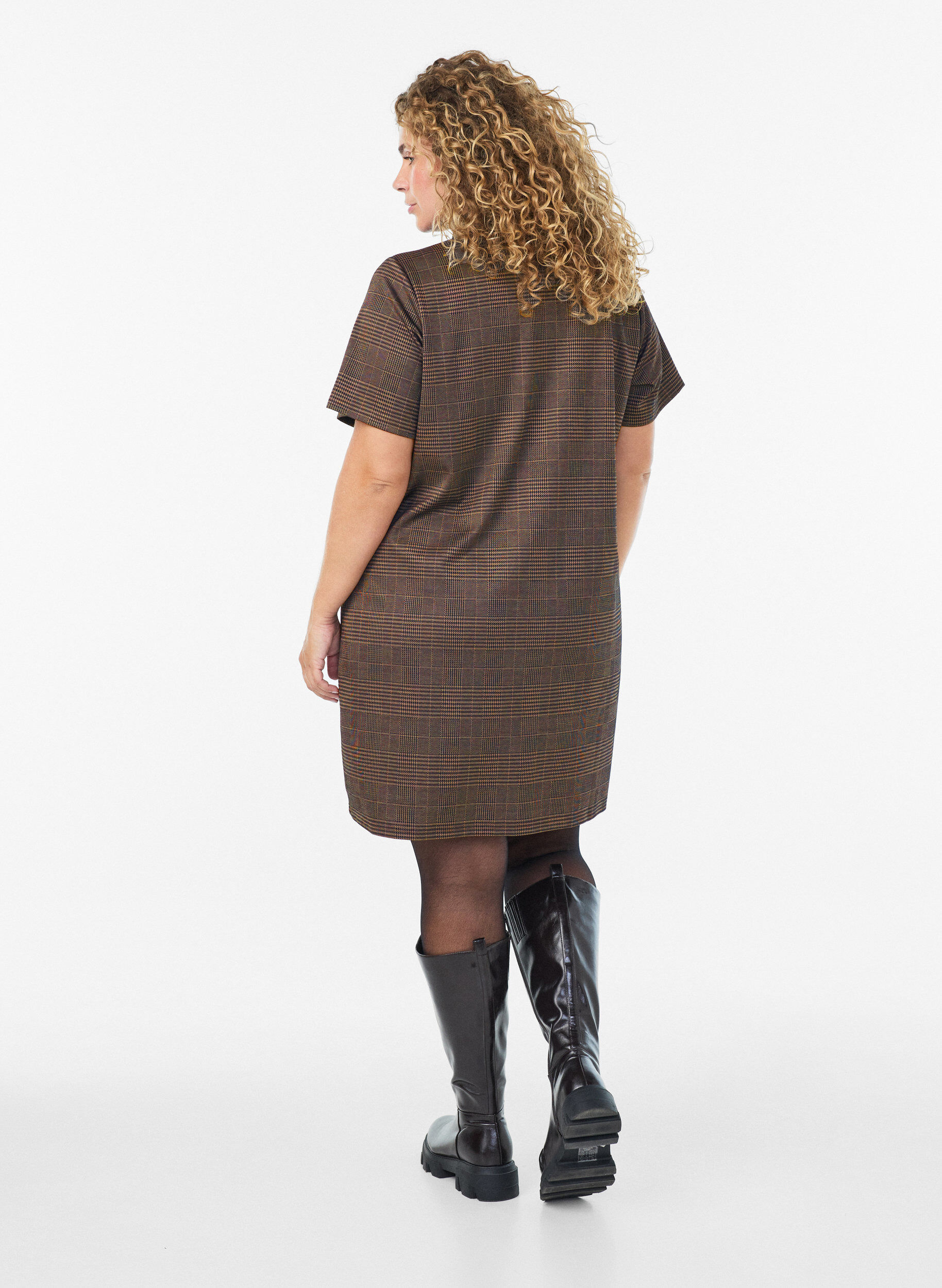 ZizziLyhyt ruudullinen mekko paitakauluksella, Ruskea, Model image number 2