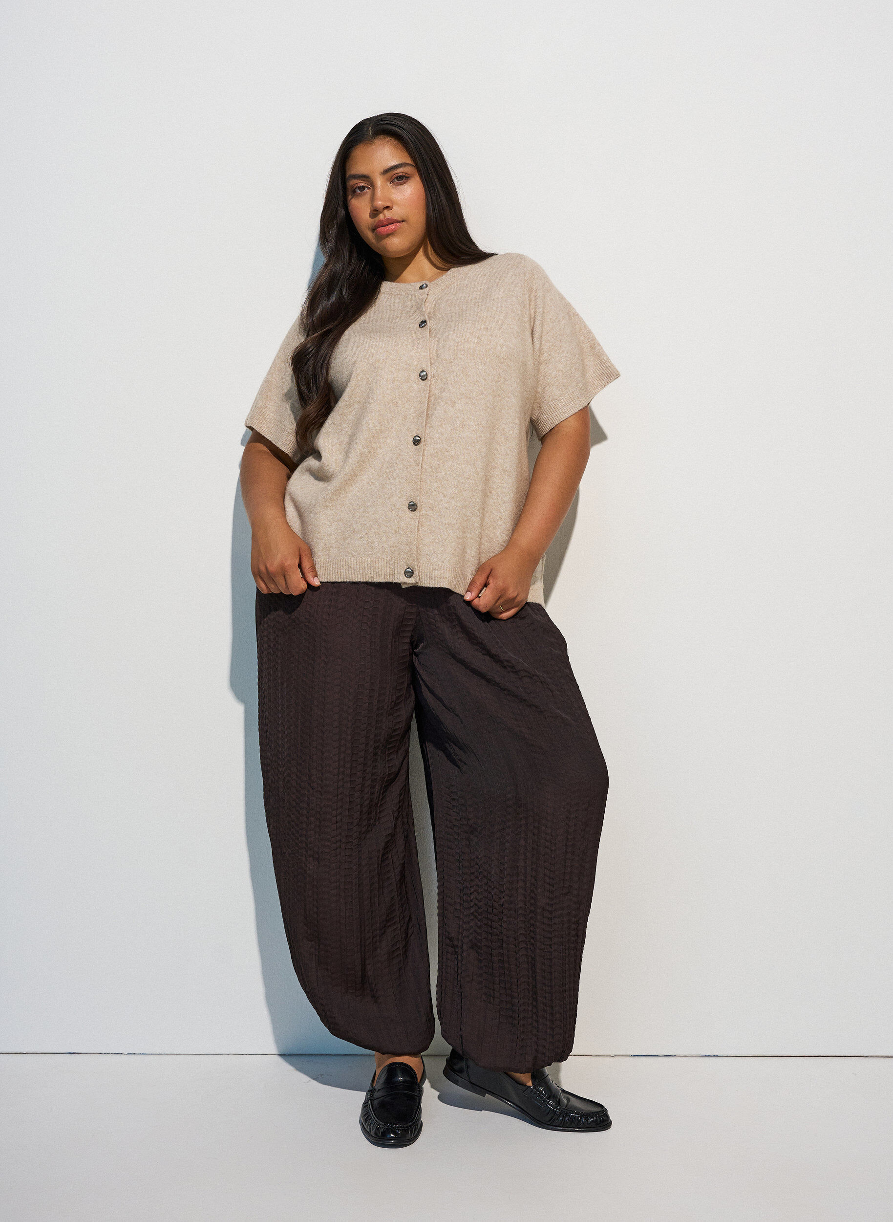 ZizziLyhythihainen neuletakki, Beige, Model image number 1