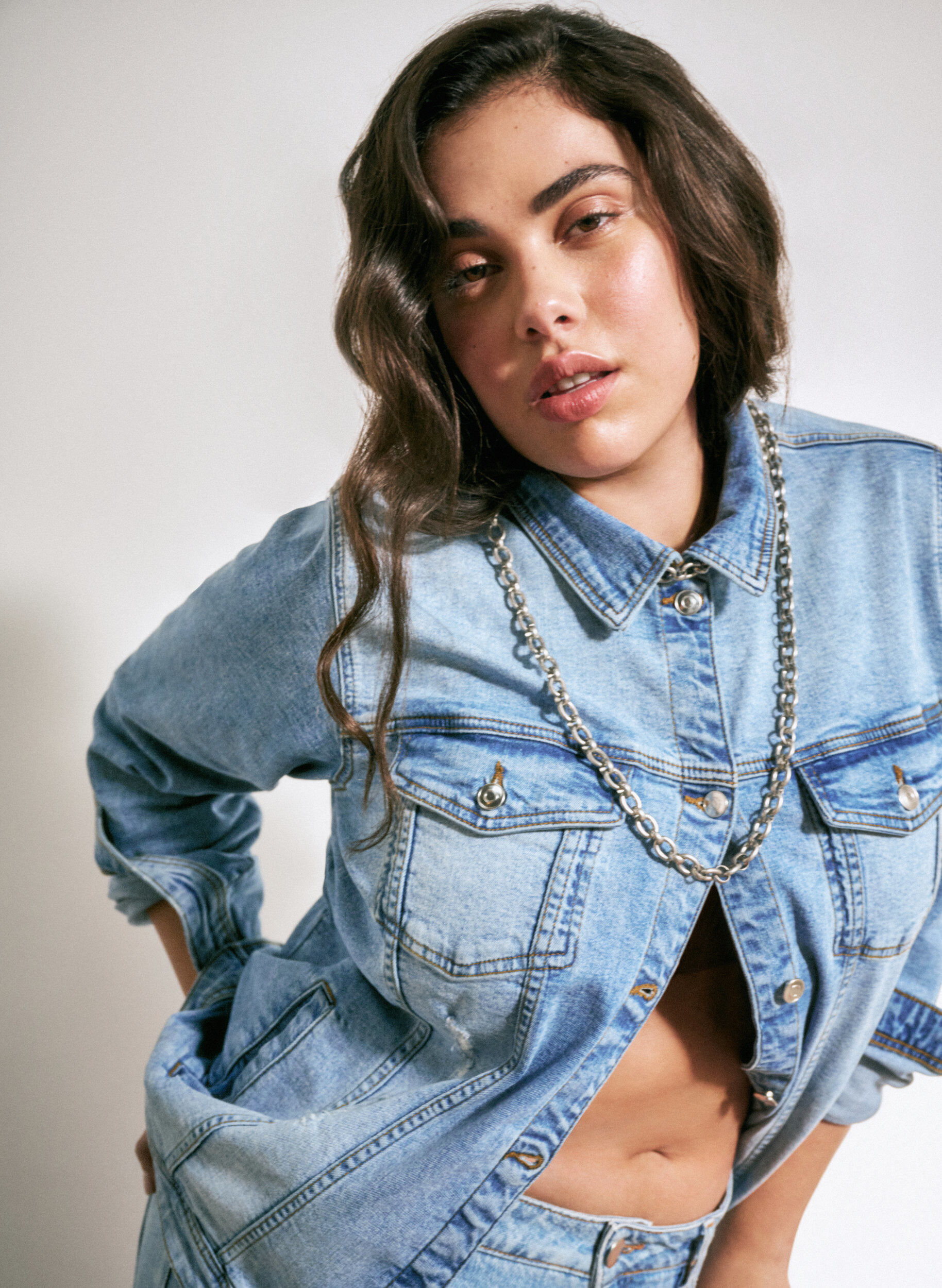 Zizzi Lyhyt puuvillainen farkkutakki, Light blue denim, Image image number 0