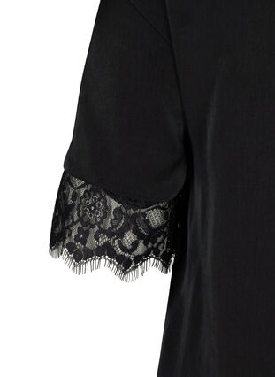 Lyhythihainen mekko pitsiyksityiskohdilla, Black, Packshot image number 2