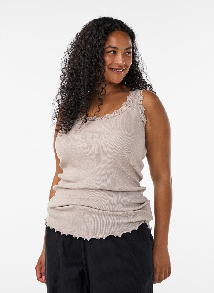 Ribattu toppi pitsireunuksella, Beige, Model image number 0