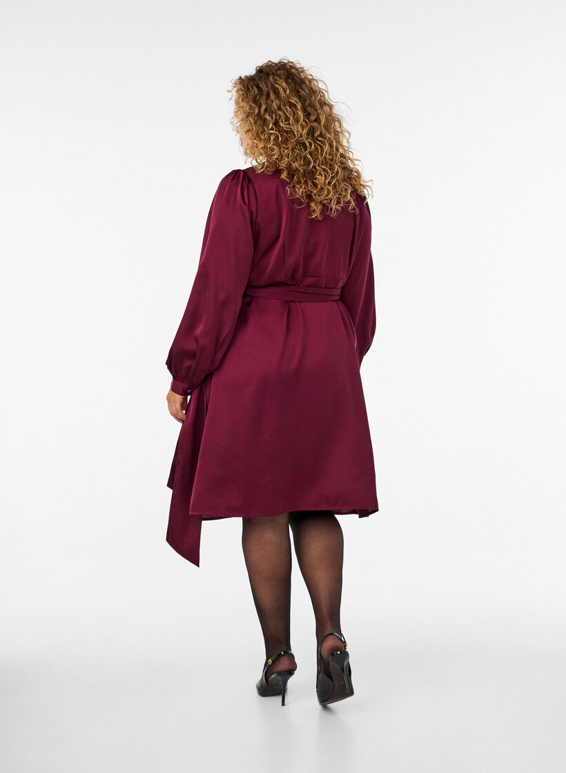 Lyhyt satiinimekko kietaisumallilla, Punainen, Model image number 1