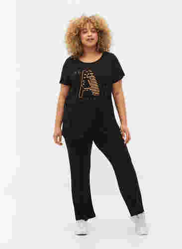 T-paita printillä treeniin , Black w. Bad Ass, Model image number 2